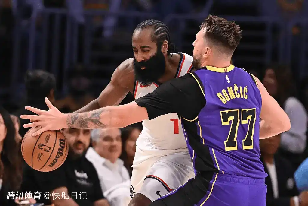 九游娱乐APP入口-包含哈登在湖人比赛中重要助攻，险胜引发热议！观众掌声雷动的词条